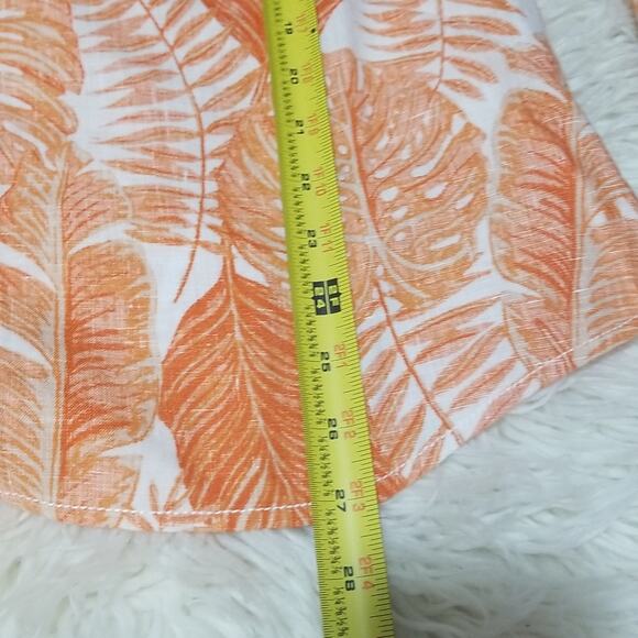 NWT Cleveland Browns Tommy Bahama Women's Linen Button Down Shirt - Picture 8 of 8